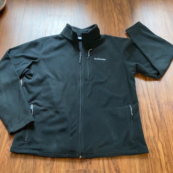 Columbia Other - Columbia black fleece jacket size large